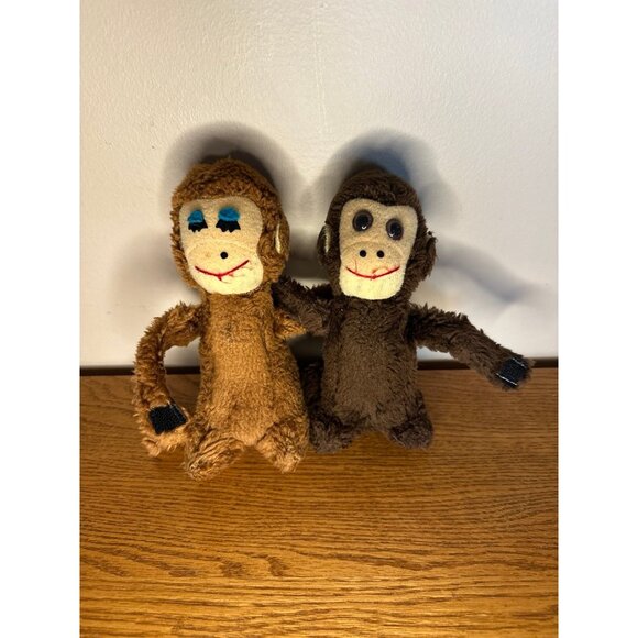 Daikin hugging monkey ape plush 8 in girl boy couple vintage - Picture 2 of 2